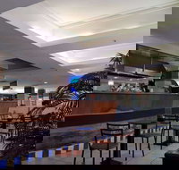 Carl's Jr. - Waterford - Hotel Gold Coast