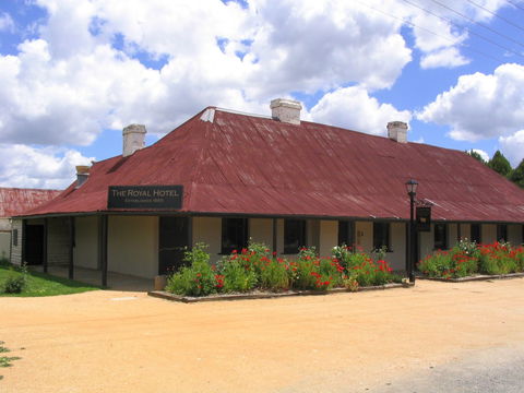 Grazing At Gundaroo - Hotel Gold Coast 0