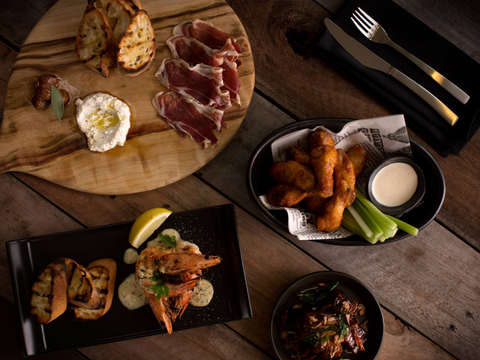 Walrus Social House - Hotel Gold Coast 0