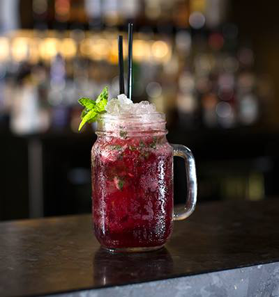 Walrus Social House - Hotel Gold Coast 1