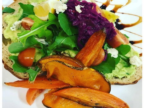 JERF The Wholefood Cafe - Hotel Gold Coast 2