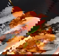 The Commercial Hotel - Hotel Gold Coast