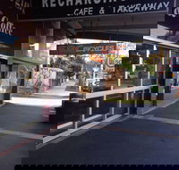 Recharging Burger and Coffee - Hotel Gold Coast
