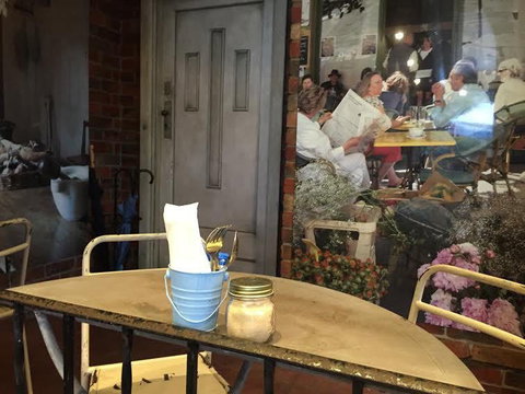 Glen Iris Pantry - Hotel Gold Coast 0