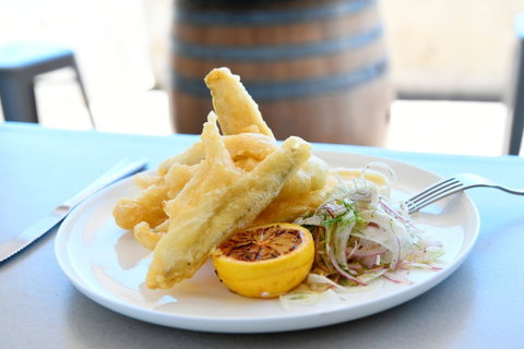 Lamont's - Smiths Beach - Hotel Gold Coast 1