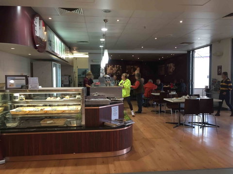 Bb's Cafe - Mount Barker - Hotel Gold Coast 0