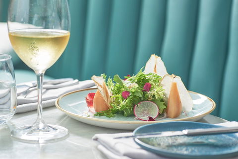 Q Dining - Hotel Gold Coast 2