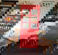 The Little Red Pantry - Hotel Gold Coast