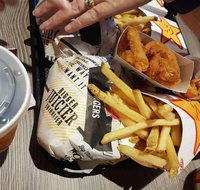 Carl's Jr