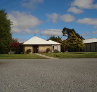 Malcolm Creek Vineyard - Hotel Gold Coast