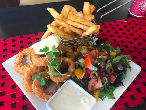 Feeding Frenzy Cafe - Hotel Gold Coast 0