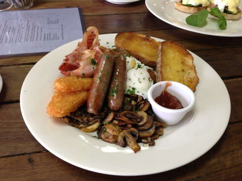 Adrienne's Cafe - Hotel Gold Coast 0