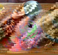 Crossing Cafe - Hotel Gold Coast