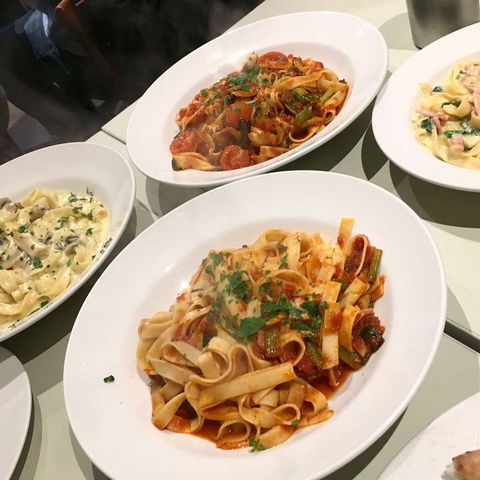 Fratellino Pizzeria - Hotel Gold Coast 0