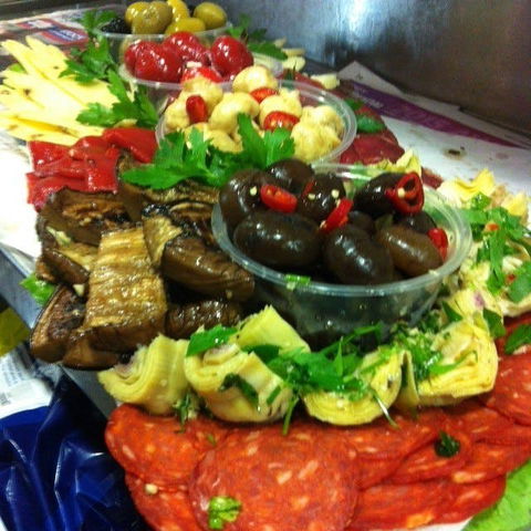 Arena's Deli Cafe E Cucina - Hotel Gold Coast 0