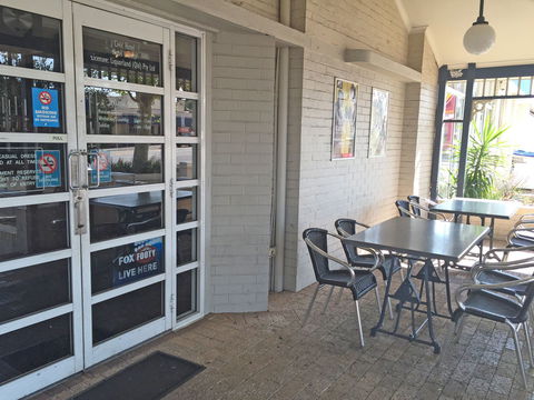 The Civic Hotel - Hotel Gold Coast 0