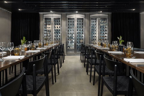 Locanda Restaurant & Public Bar - Hotel Gold Coast 1