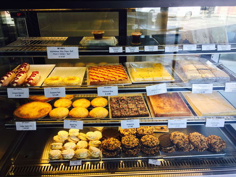 J W Bakery - Hotel Gold Coast 0