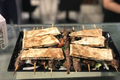 Al Tazah Charcoal Chicken - Hotel Gold Coast 0