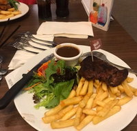 DOOLEYS Waterview Club