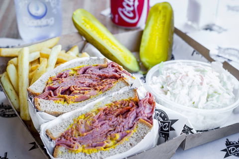 Route 66 Hamburgers - Hotel Gold Coast 0