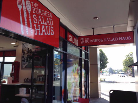 The Burger And Salad Haus - Hotel Gold Coast 0