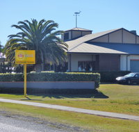 Riverside Tavern