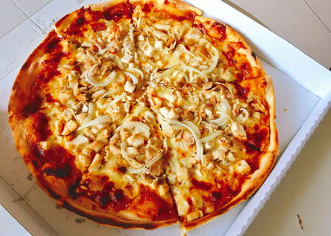 Mediterranean Pizzeria - Hotel Gold Coast 0