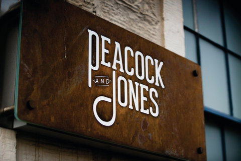Peacock And Jones - Hotel Gold Coast 0