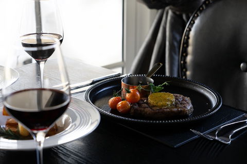 The Gates Restaurant - Hotel Gold Coast 0