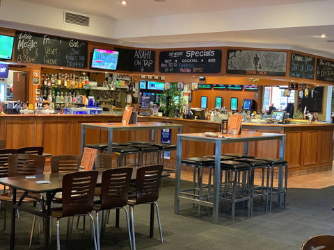 Hibernian Hotel - Hotel Gold Coast 1