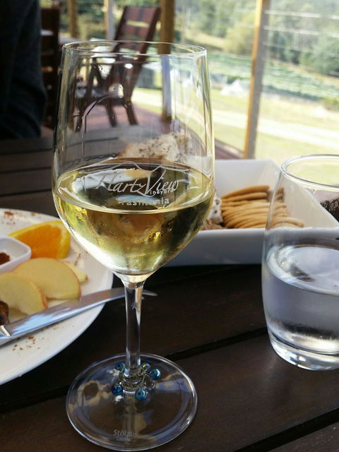 Hartzview Vineyard Cafe - Hotel Gold Coast 4
