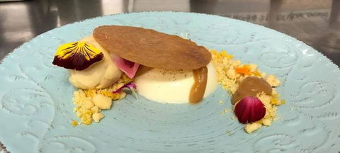 A Treat Of France - Hotel Gold Coast 0