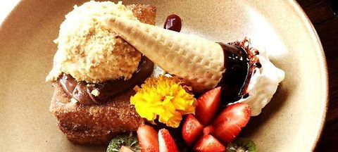 Agatha's Licensed Cafe - Hotel Gold Coast 3