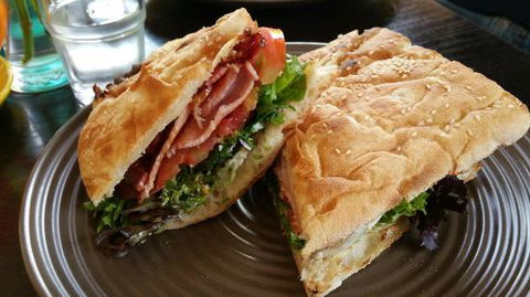 Kafe Karizma - Hotel Gold Coast 0
