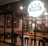 Munkeeskins Cafe - Hotel Gold Coast