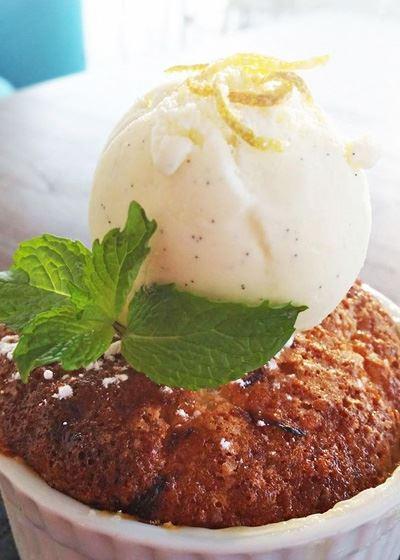 The Vinyard Restaurant & Wine Bar - Hotel Gold Coast 9