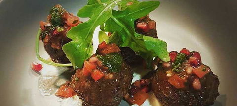 The Vinyard Restaurant & Wine Bar - Hotel Gold Coast 3