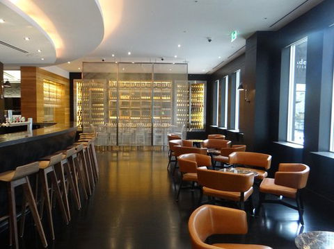 Adelphi Grill - Hotel Gold Coast 0