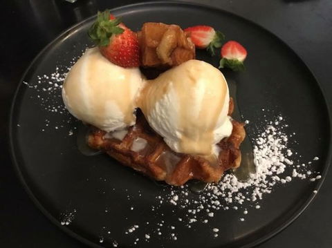 Sweet Retreat Cafe - Hotel Gold Coast 0