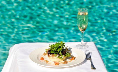 Jayliano's - Hotel Gold Coast 14