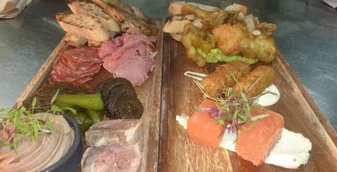 Jayliano's - Hotel Gold Coast 20