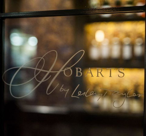 Bombay Bliss (Caloundra) - Hotel Gold Coast 10