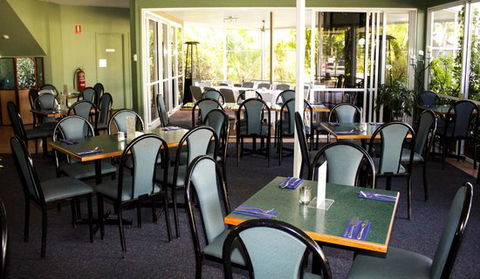 KBR’s Licensed Restaurant - Hotel Gold Coast 3
