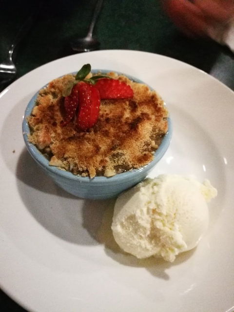 KBR’s Licensed Restaurant - Hotel Gold Coast 6