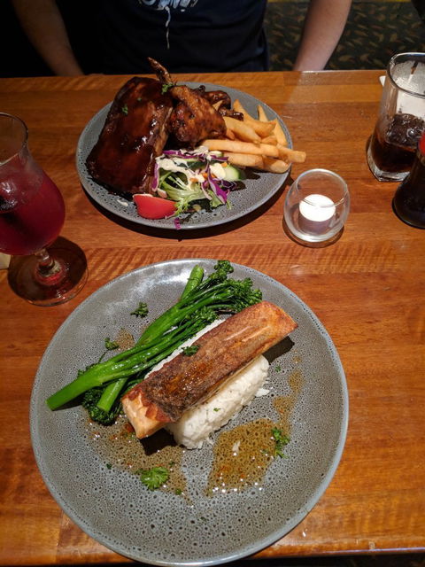 Oxenford Tavern - Hotel Gold Coast 3