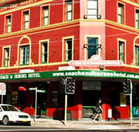 The Coach  Horses Hotel - Hotel Gold Coast