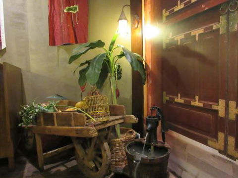 Cyclo De Saigon - Hotel Gold Coast 0