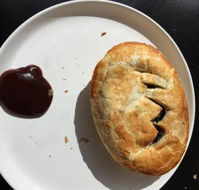 Devil's Den Cafe and Takeaway - Hotel Gold Coast