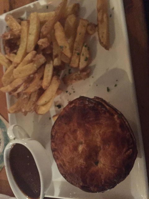 JB O'Reillys Tavern - Hotel Gold Coast 6